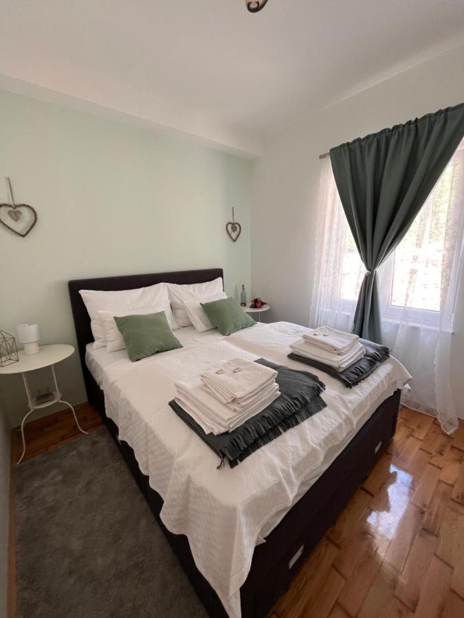 Holiday Home Calma Imotski Esterno foto