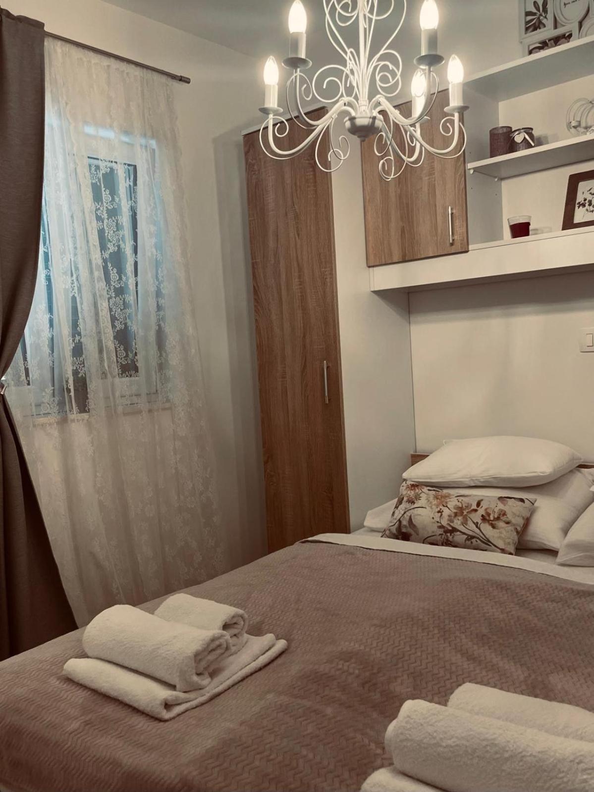 Holiday Home Calma Imotski Esterno foto